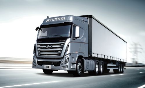 年中煥新季 現(xiàn)代商用車助力用戶開(kāi)啟下半年運(yùn)營(yíng)之旅